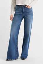 Load image into Gallery viewer, Good Petite Palazzo Jeans