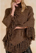 Load image into Gallery viewer, The Highlands Poncho