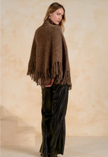 Load image into Gallery viewer, The Highlands Poncho