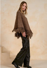 Load image into Gallery viewer, The Highlands Poncho
