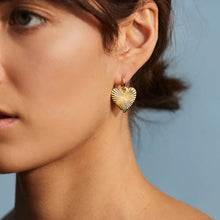 Load image into Gallery viewer, Heart of Gold Ribbed Earrings
