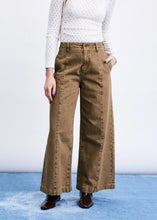 Load image into Gallery viewer, Fushimi Jeans Maron Glacé
