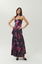 Load image into Gallery viewer, Torin Dress
