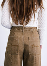 Load image into Gallery viewer, Fushimi Jeans Maron Glacé
