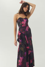 Load image into Gallery viewer, Torin Dress
