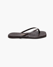 Load image into Gallery viewer, Crocodile Sqaure Toe Lily Sandal
