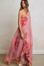 Load image into Gallery viewer, Hibiscus Maxi Dress
