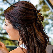 Load image into Gallery viewer, Classic Hair Clip | Medium | Tortoise
