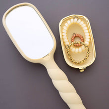 Load image into Gallery viewer, Detangler Hair Brush for Thick Hair - Tan
